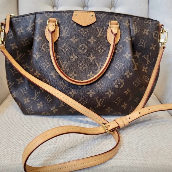 Louis Vuitton Monogram Turenne MM - Picture 2 of 12